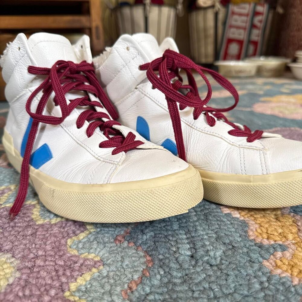 Veja Women's multi Trainers